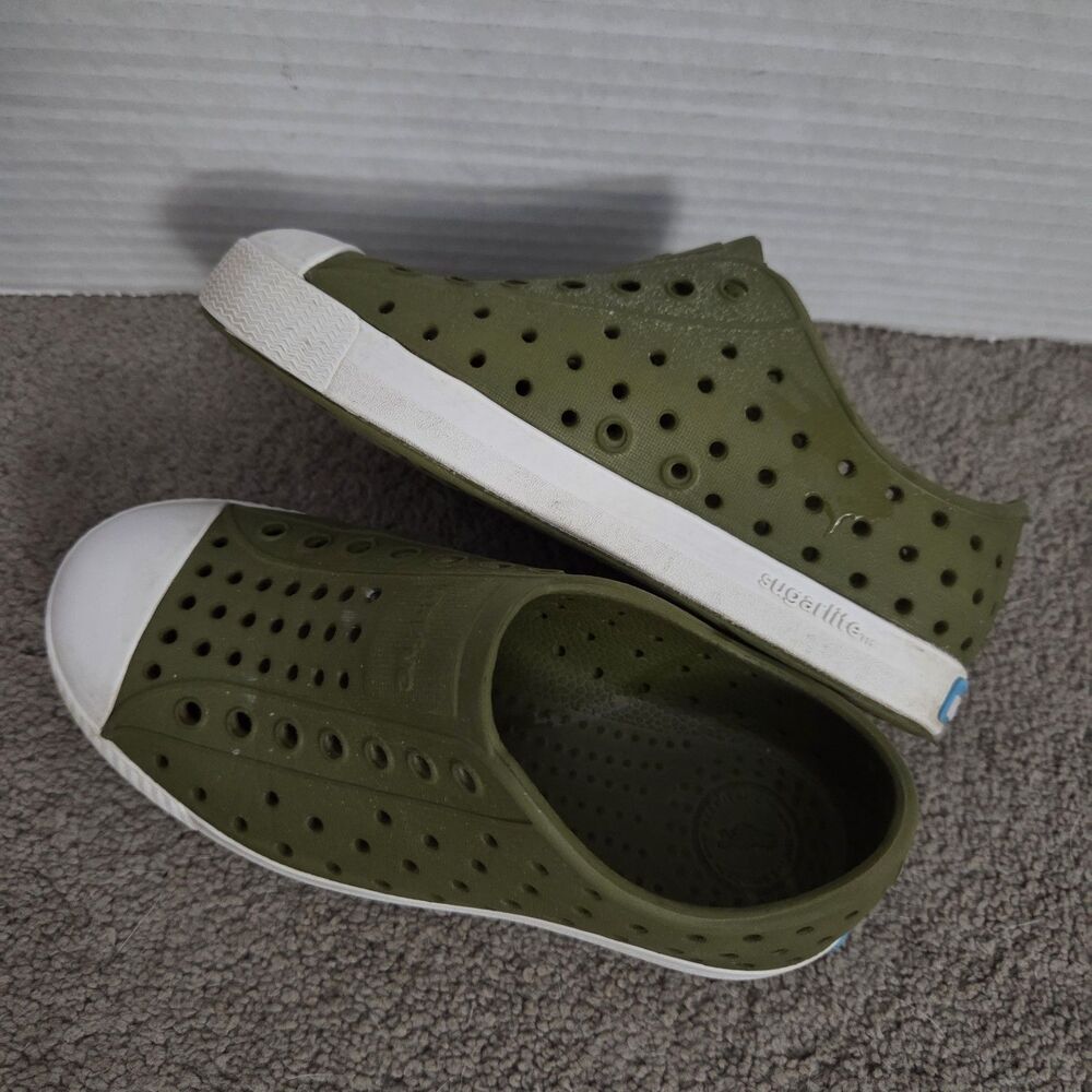 Native Jefferson Shoes Lightweight Waterproof Sugarlite Milo Sz C12 Utili Green - Picture 9 of 9